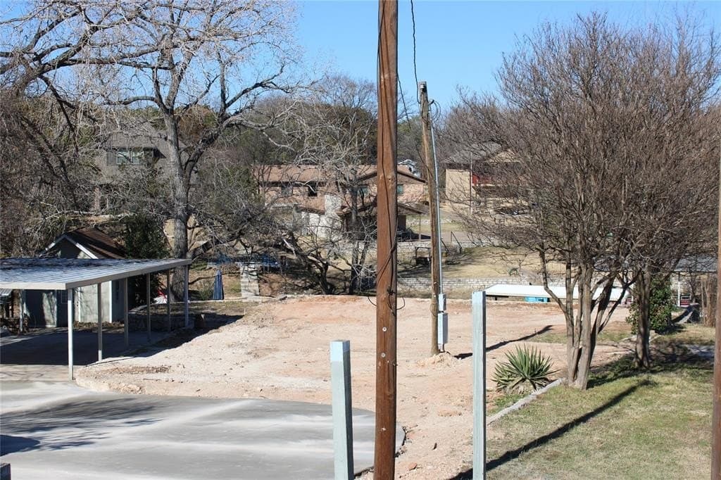 0.33 acres in Hood County - photo 13