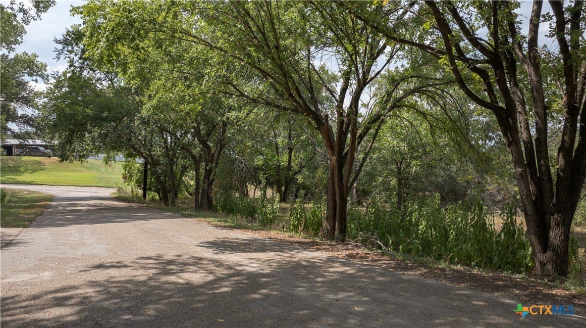 0.64 acres in Bell County - photo 2