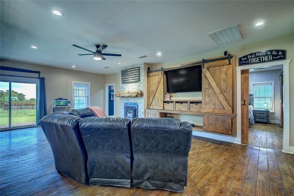 10 acres in Hunt County - photo 5