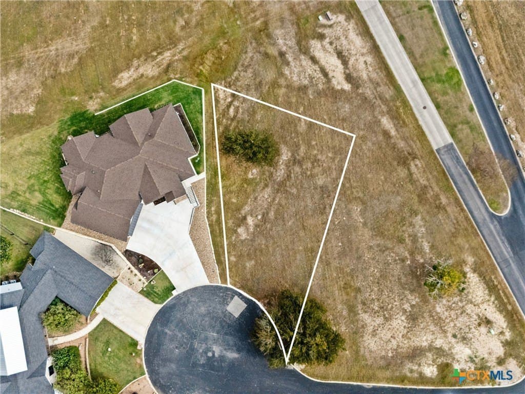 0.19 acres in Guadalupe County - photo 2
