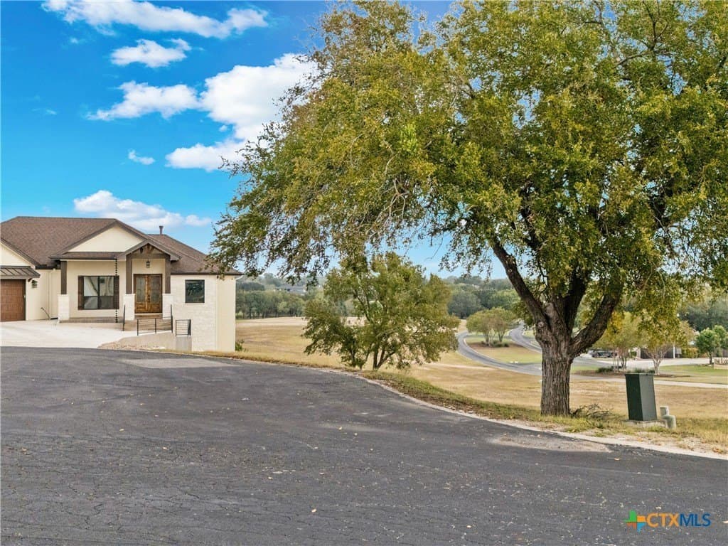 0.19 acres in Guadalupe County - photo 5
