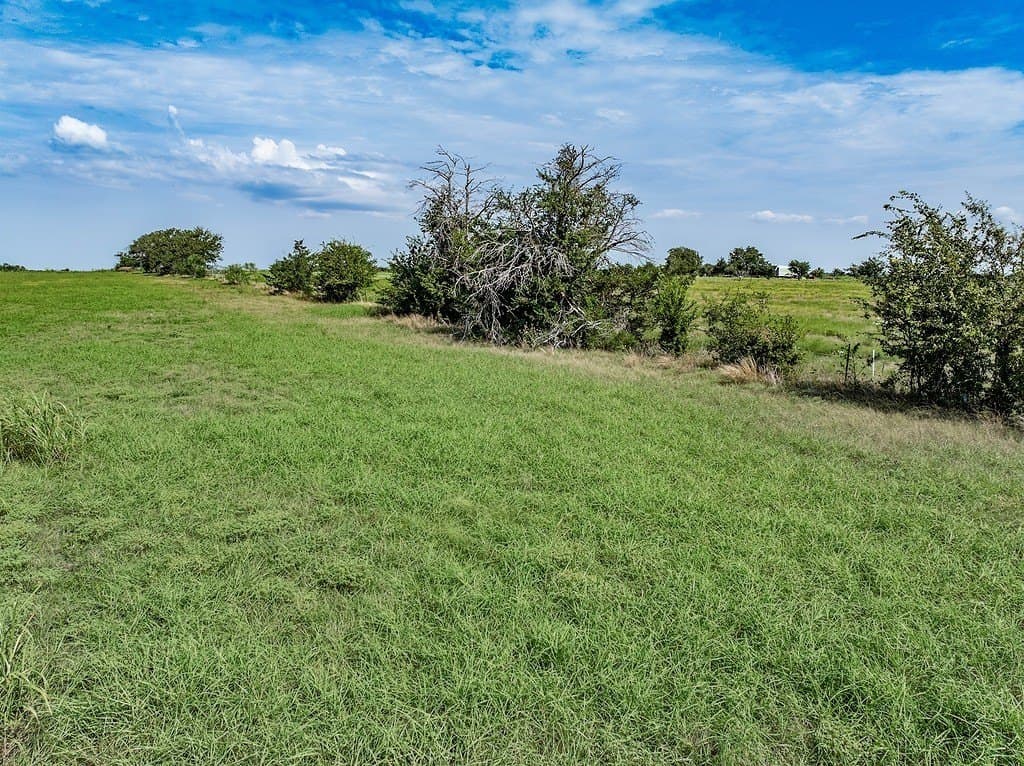 9.99 acres in Fayette County - photo 6
