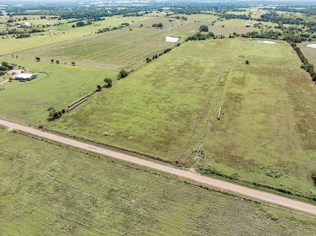 9.99 acres in Fayette County - photo 11