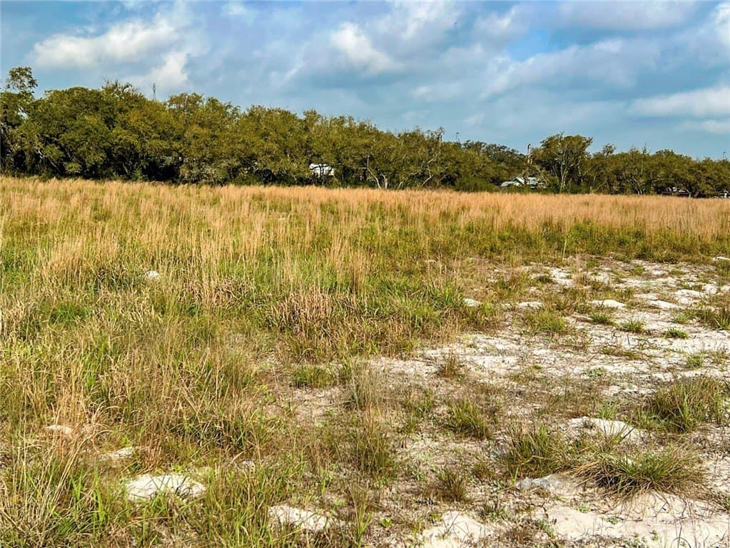 14.92 acres in Aransas County - photo 9