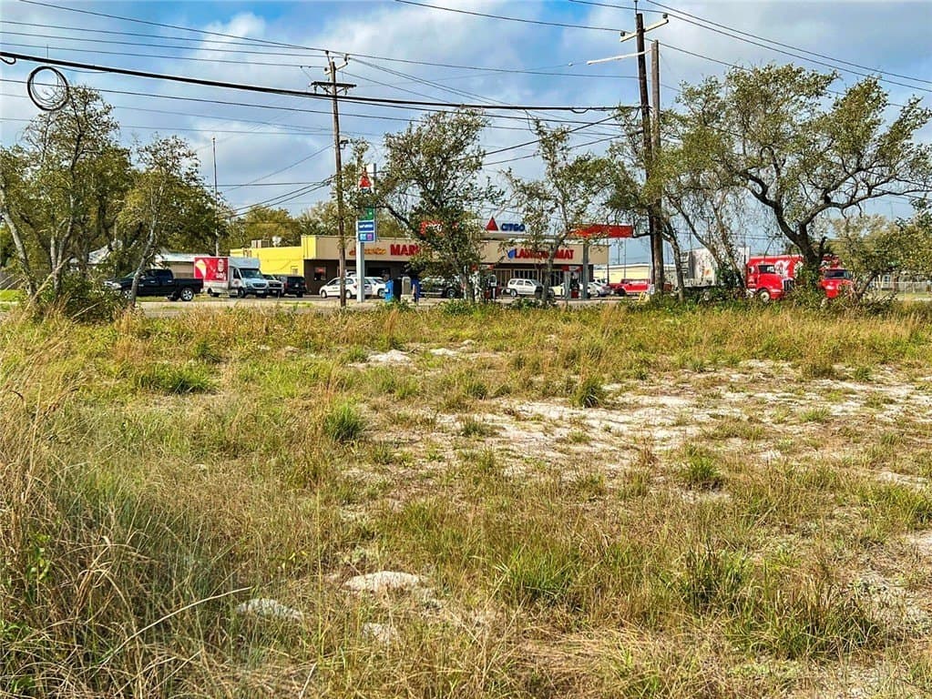 14.92 acres in Aransas County - photo 2