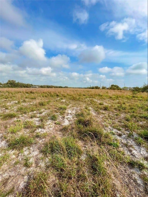 14.92 acres in Aransas County - photo 5
