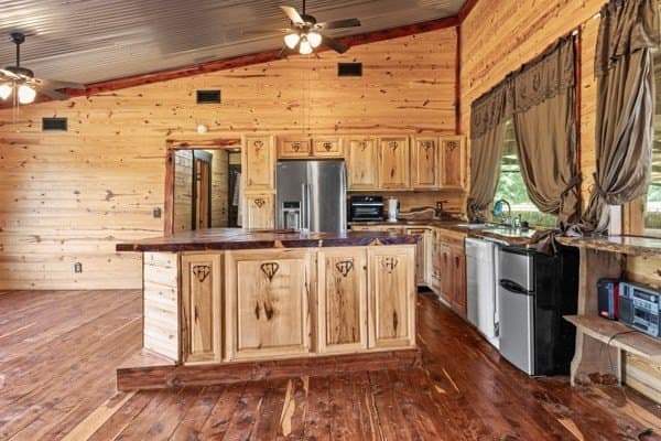 41.59 acres in Anderson County - photo 4