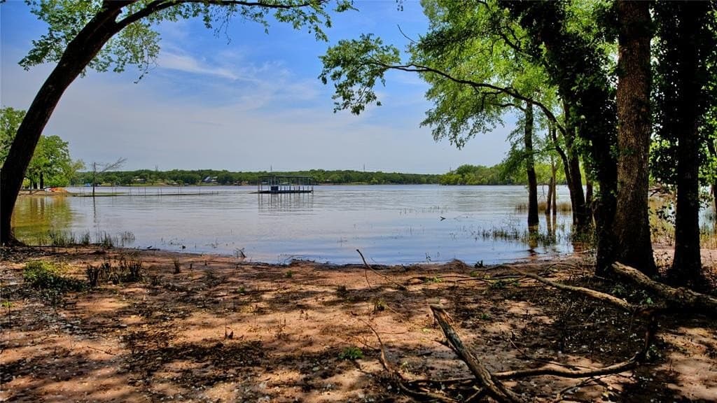 7.54 acres in Montague County - photo 3