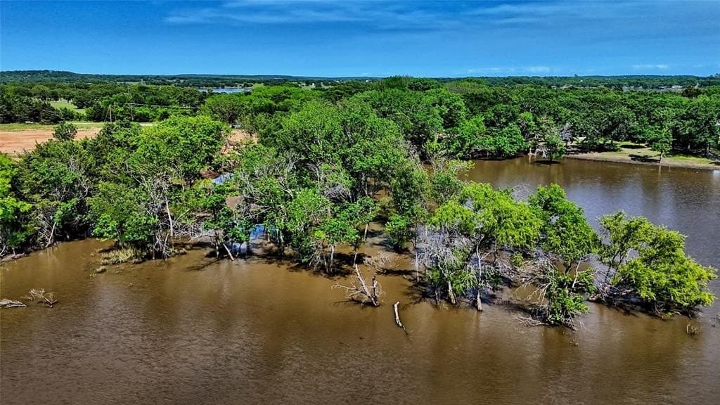 7.54 acres in Montague County - photo 6