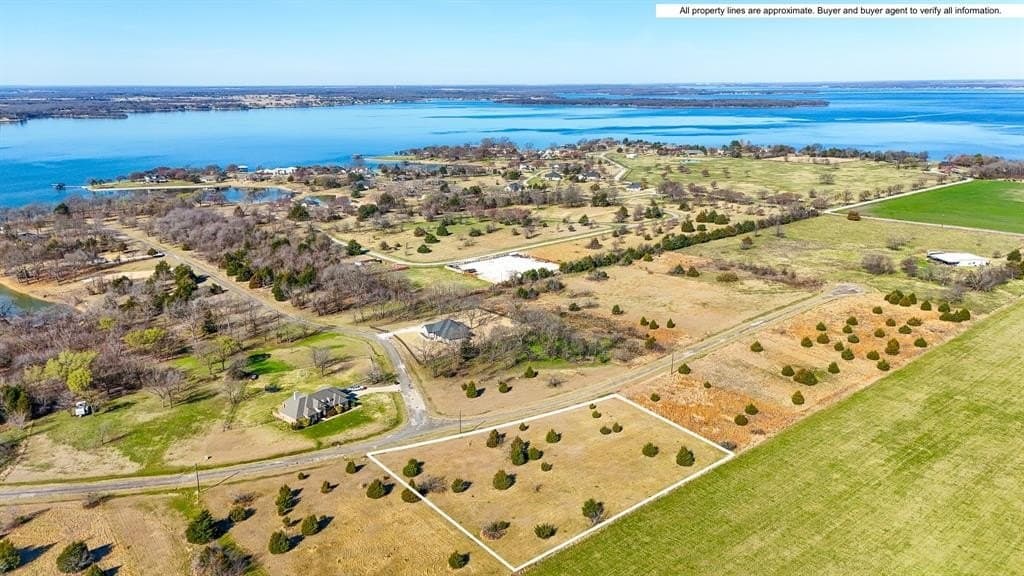 1.5 acres in Navarro County - photo 7
