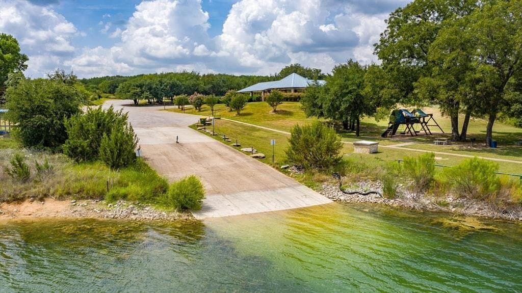 1.02 acres in Erath County - photo 25