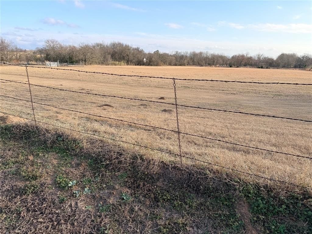 5.36 acres in Van Zandt County - photo 5