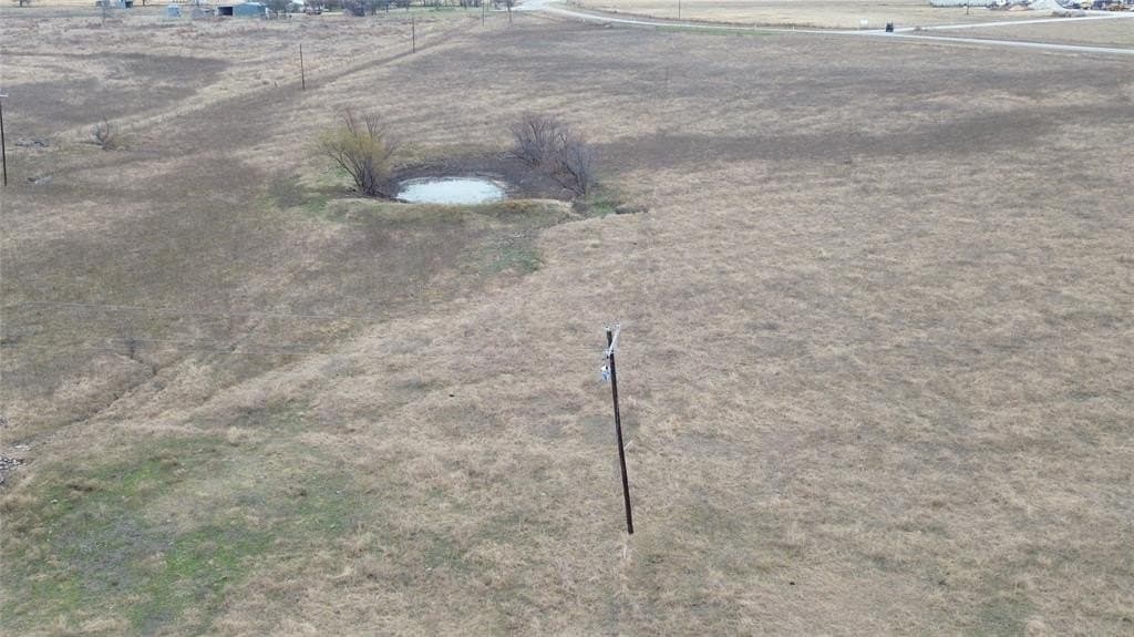 17.5 acres in Cooke County - photo 4