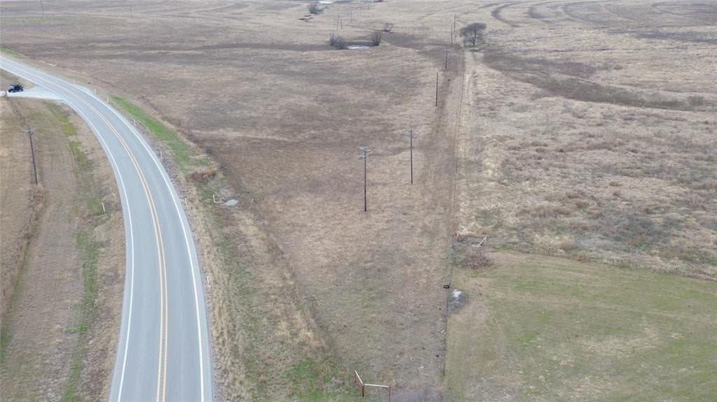 17.5 acres in Cooke County - photo 5