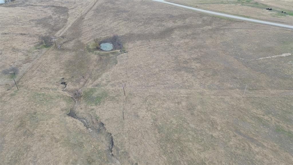 17.5 acres in Cooke County - photo 2