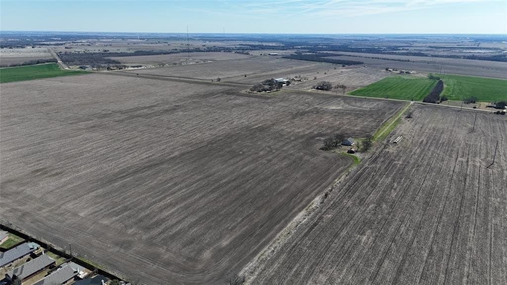 25.31 acres in Ellis County - photo 10
