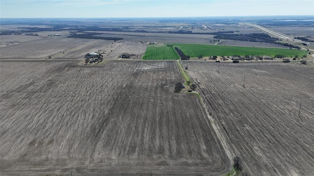25.31 acres in Ellis County - photo 11