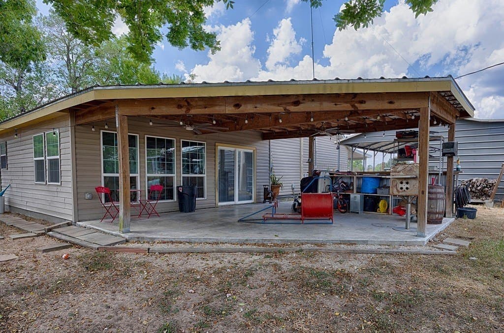 3.27 acres in Lavaca County - photo 4