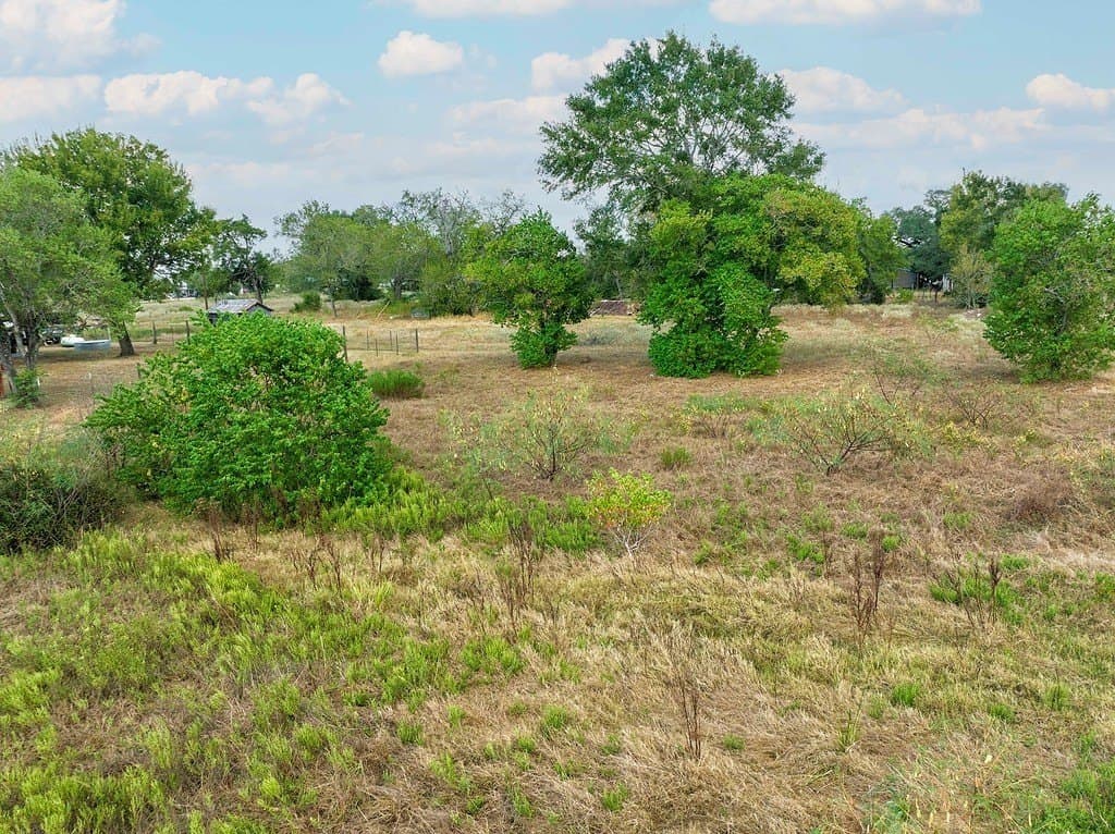 3.27 acres in Lavaca County - photo 24