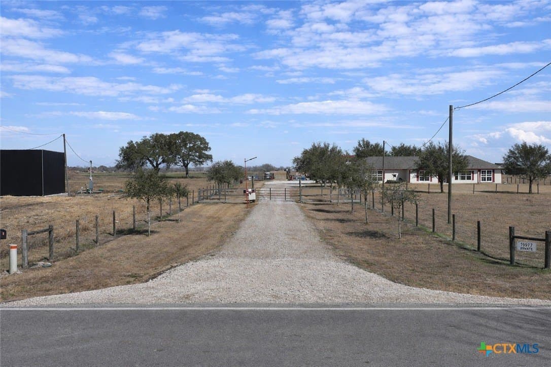 17.58 acres in Fort Bend County - photo 6
