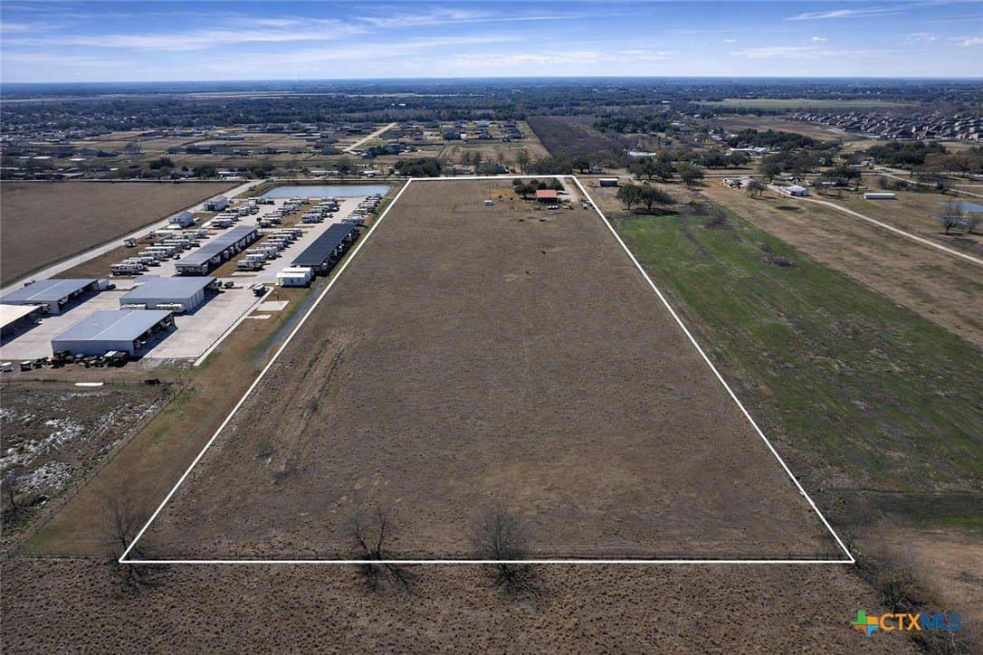 17.58 acres in Fort Bend County - photo 5