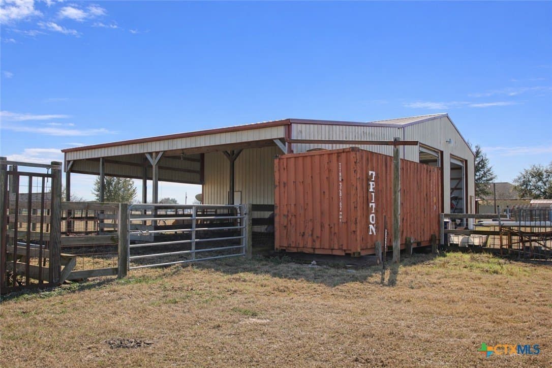 17.58 acres in Fort Bend County - photo 43