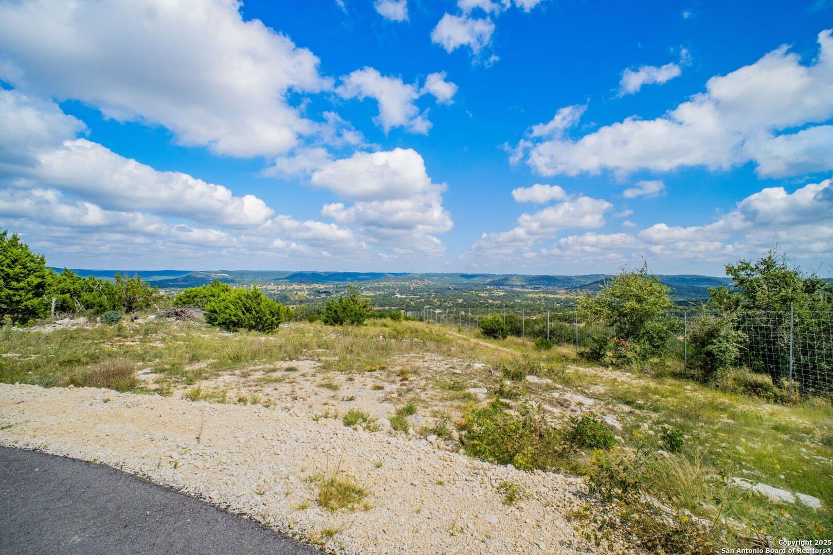 5.09 acres in Bandera County - photo 13