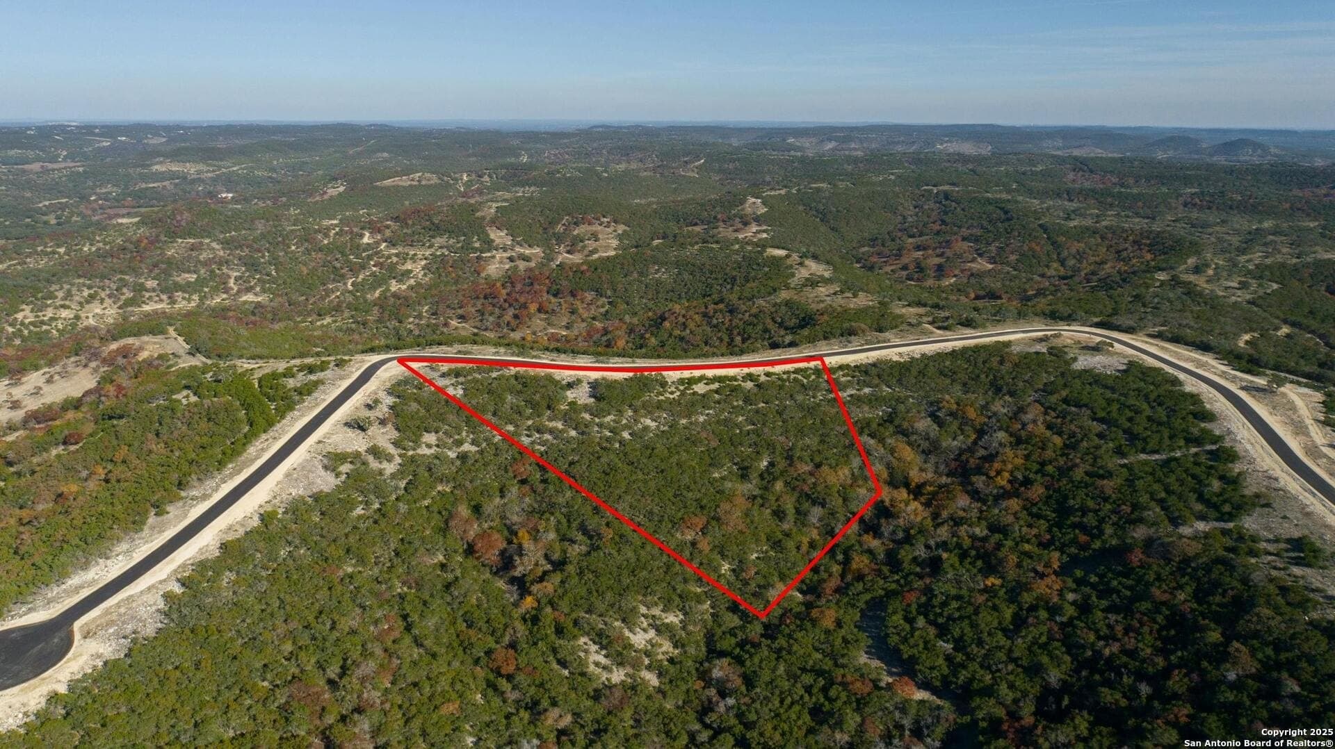 5.09 acres in Bandera County - photo 4