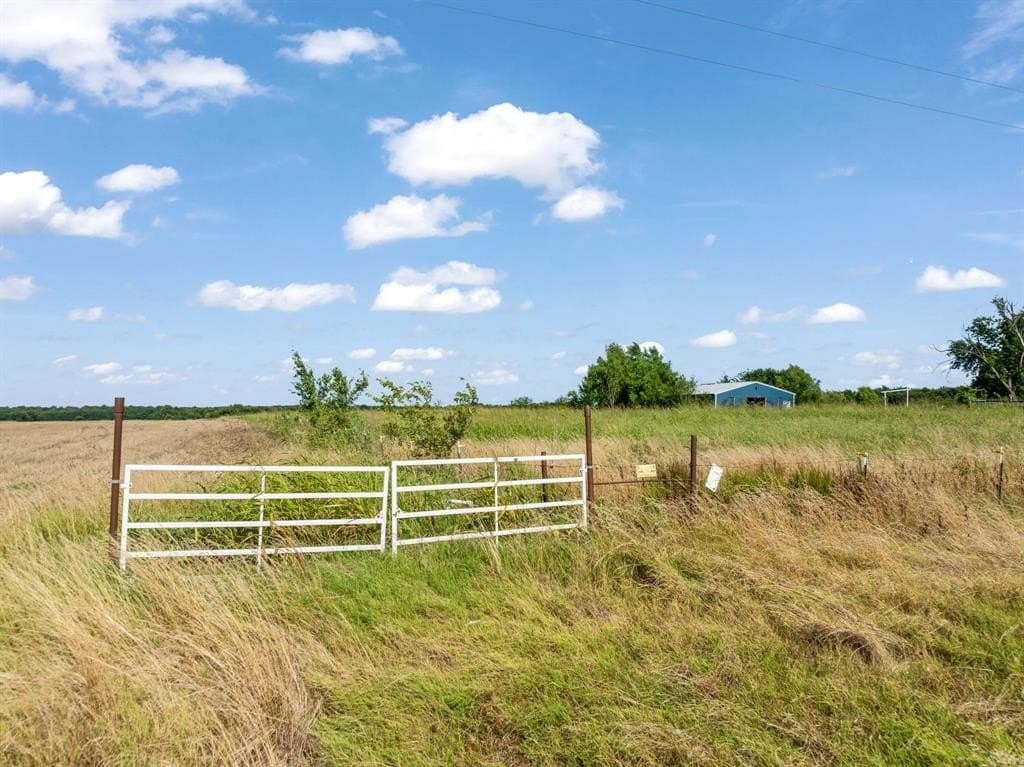 80 acres in Lamar County - photo 4