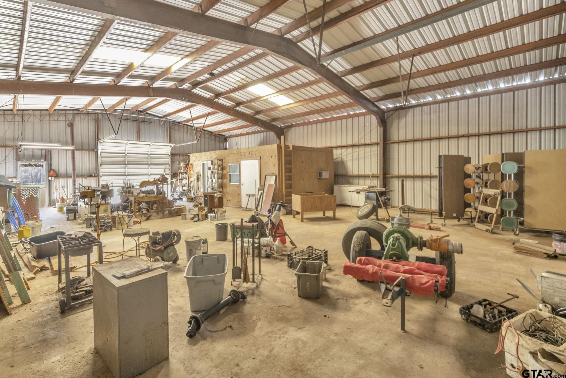 125 acres in Smith County - photo 31