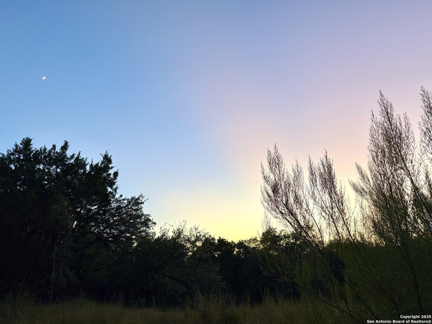 2 acres in Comal County - photo 8