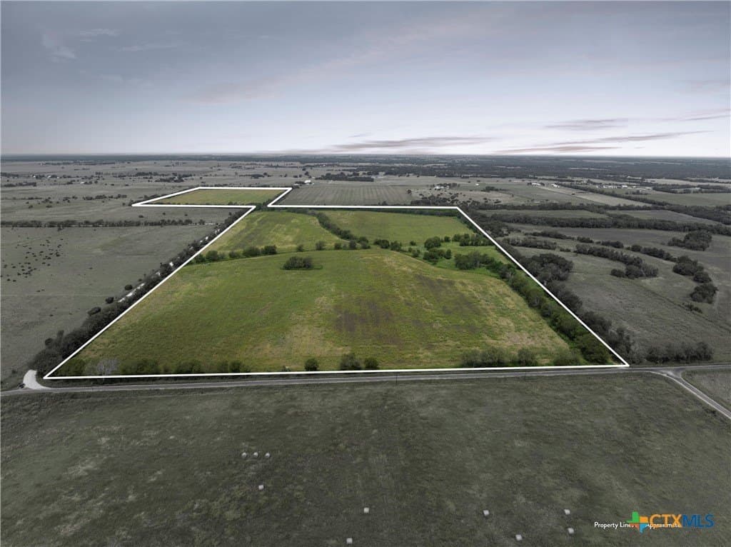 106.49 acres in McLennan County - photo 2