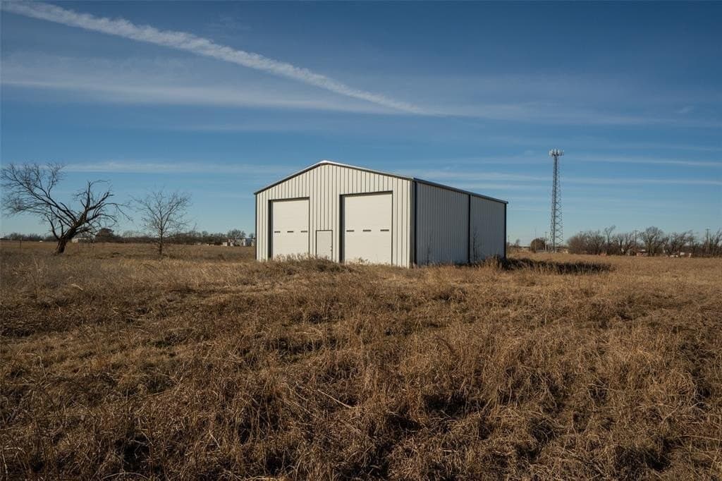 6.74 acres in Montague County - photo 8