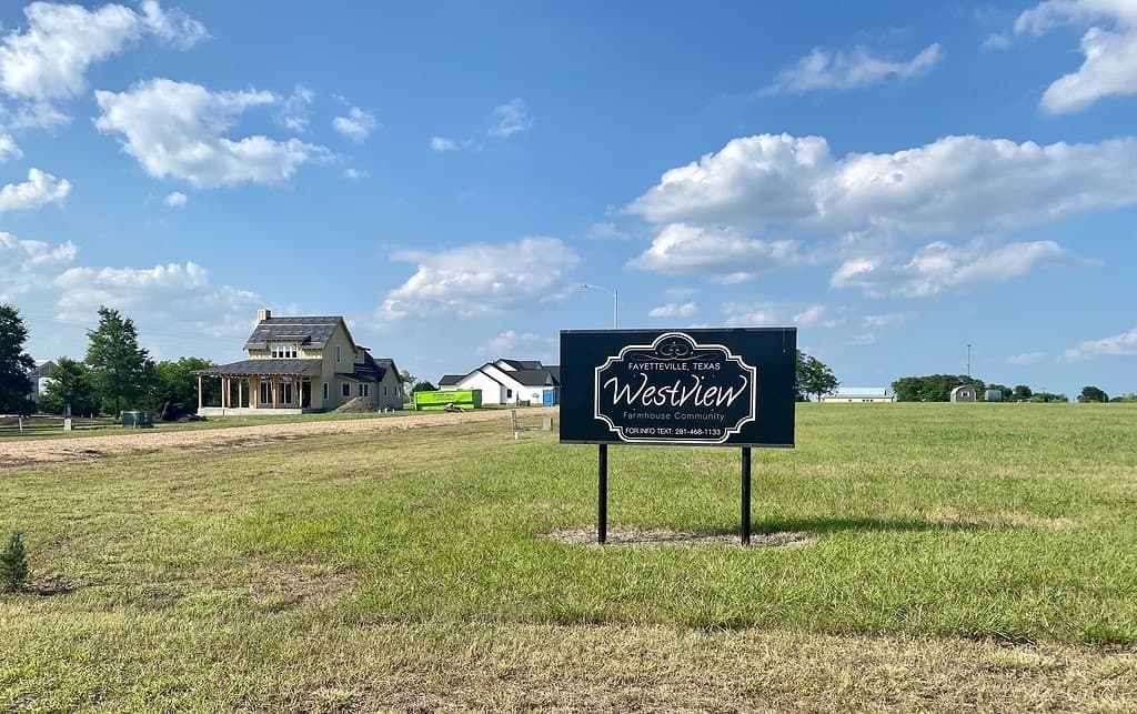 0.39 acres in Fayette County - photo 2