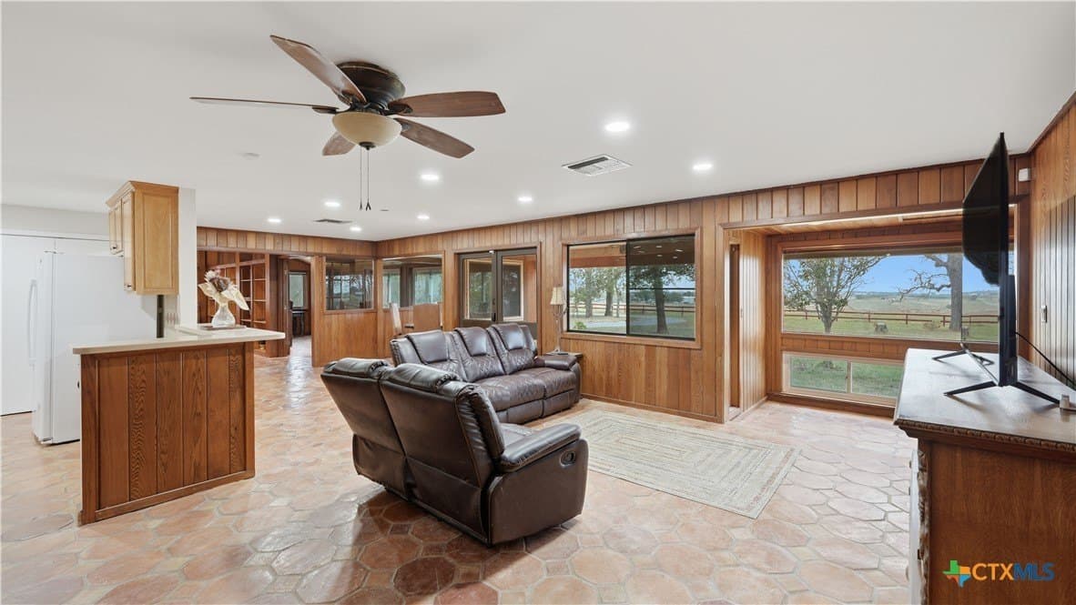 60 acres in Guadalupe County - photo 23