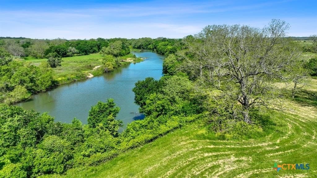 38.18 acres in Bastrop County - photo 2