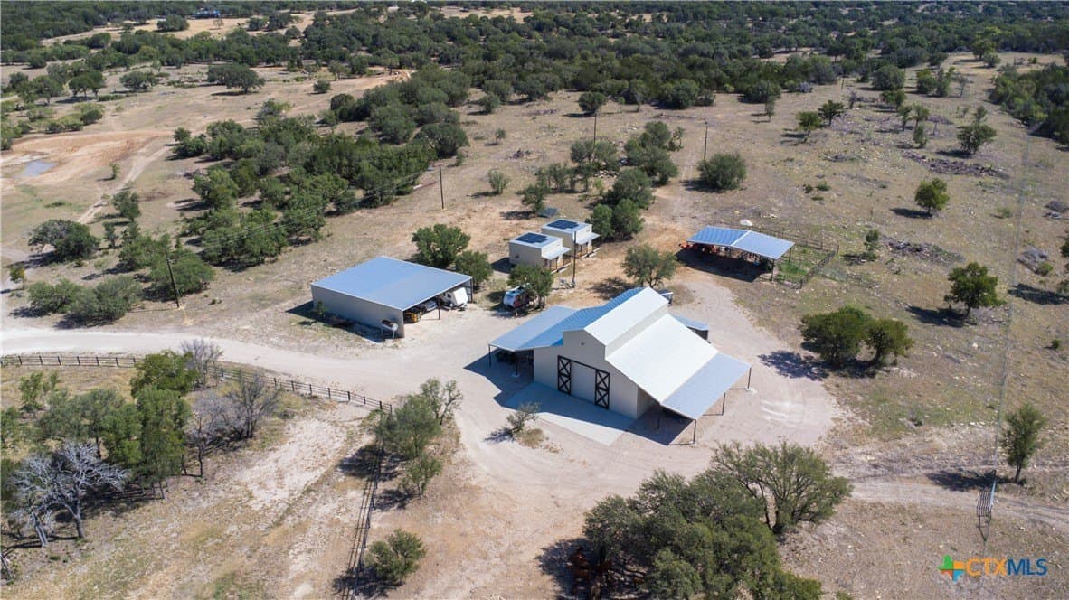 158 acres in Coryell County - photo 2