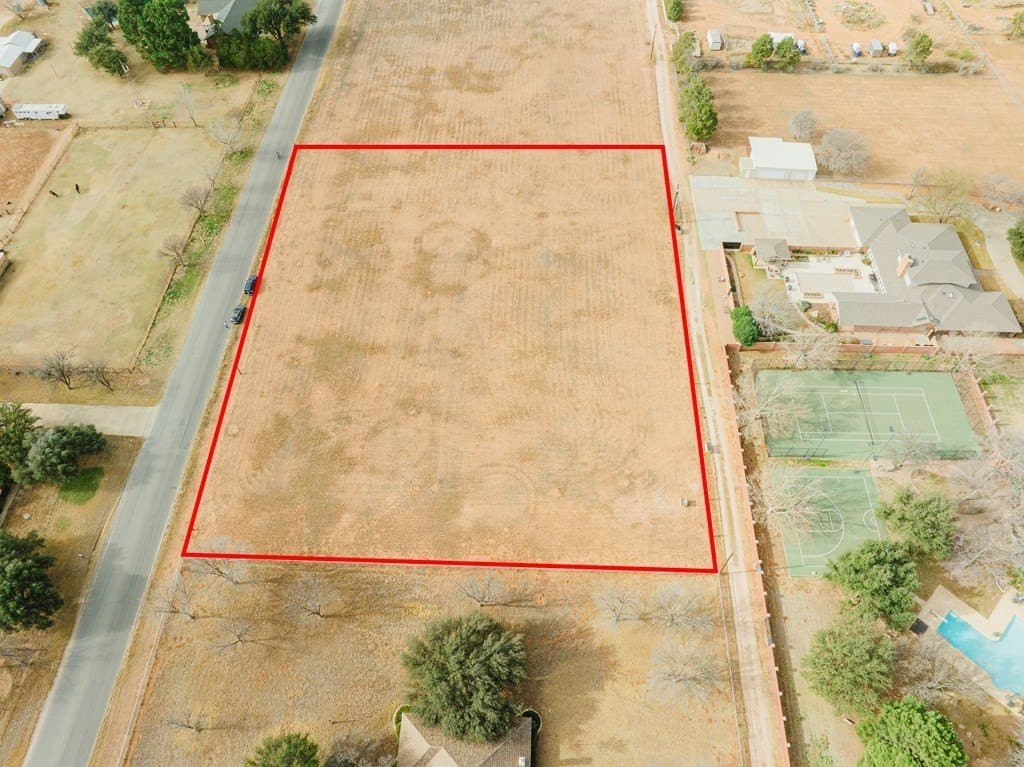 2 acres in Midland County - photo 2