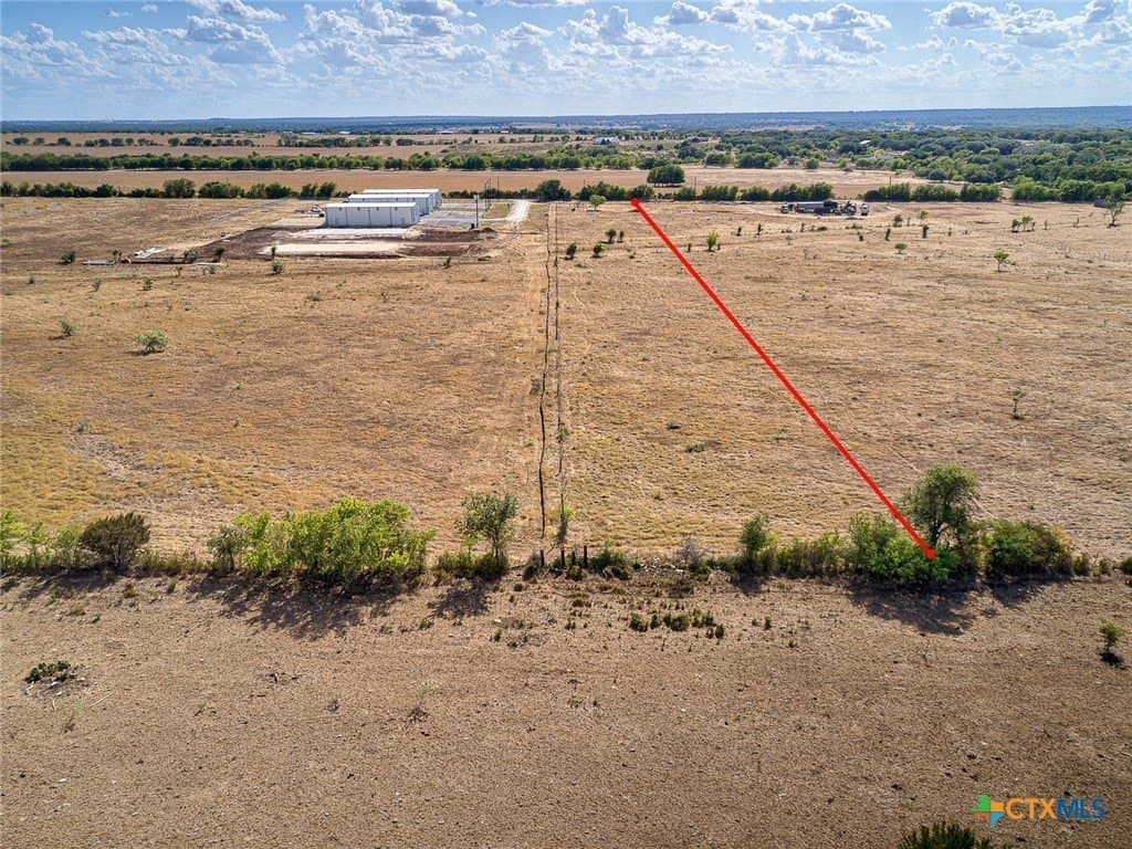 10.79 acres in Williamson County - photo 4