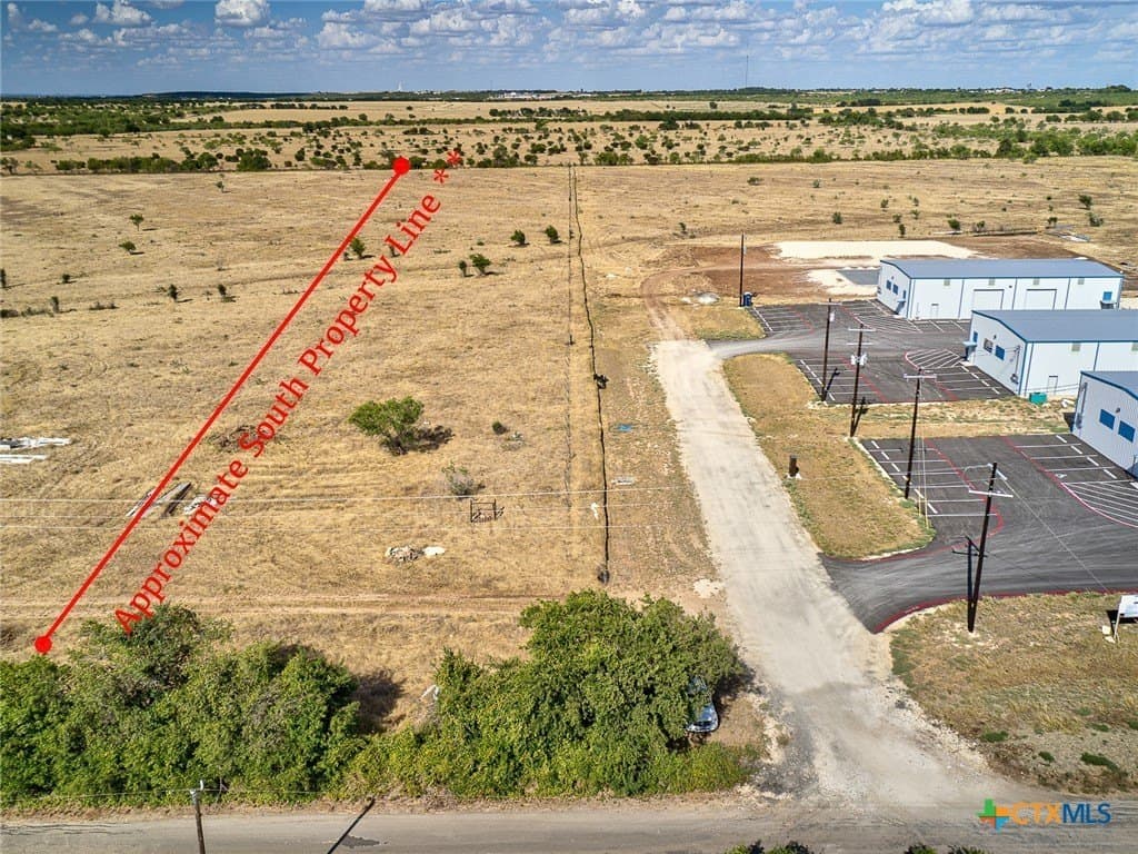 10.79 acres in Williamson County - photo 14