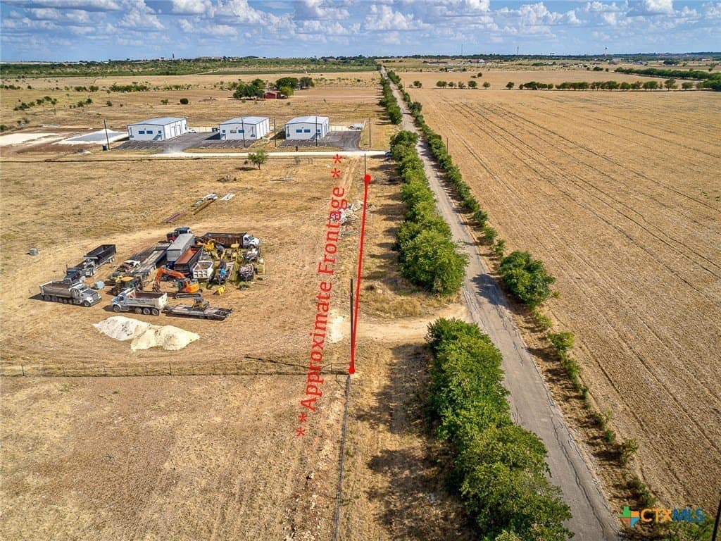10.79 acres in Williamson County - photo 12