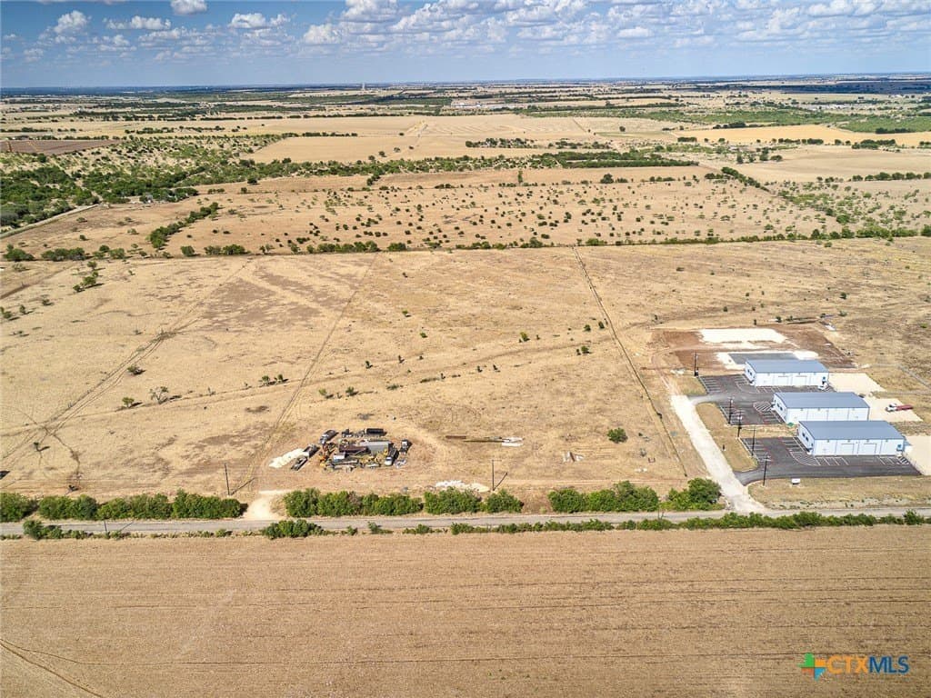 10.79 acres in Williamson County - photo 2