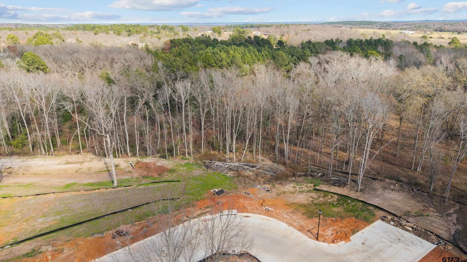 0.5 acres in Smith County - photo 9