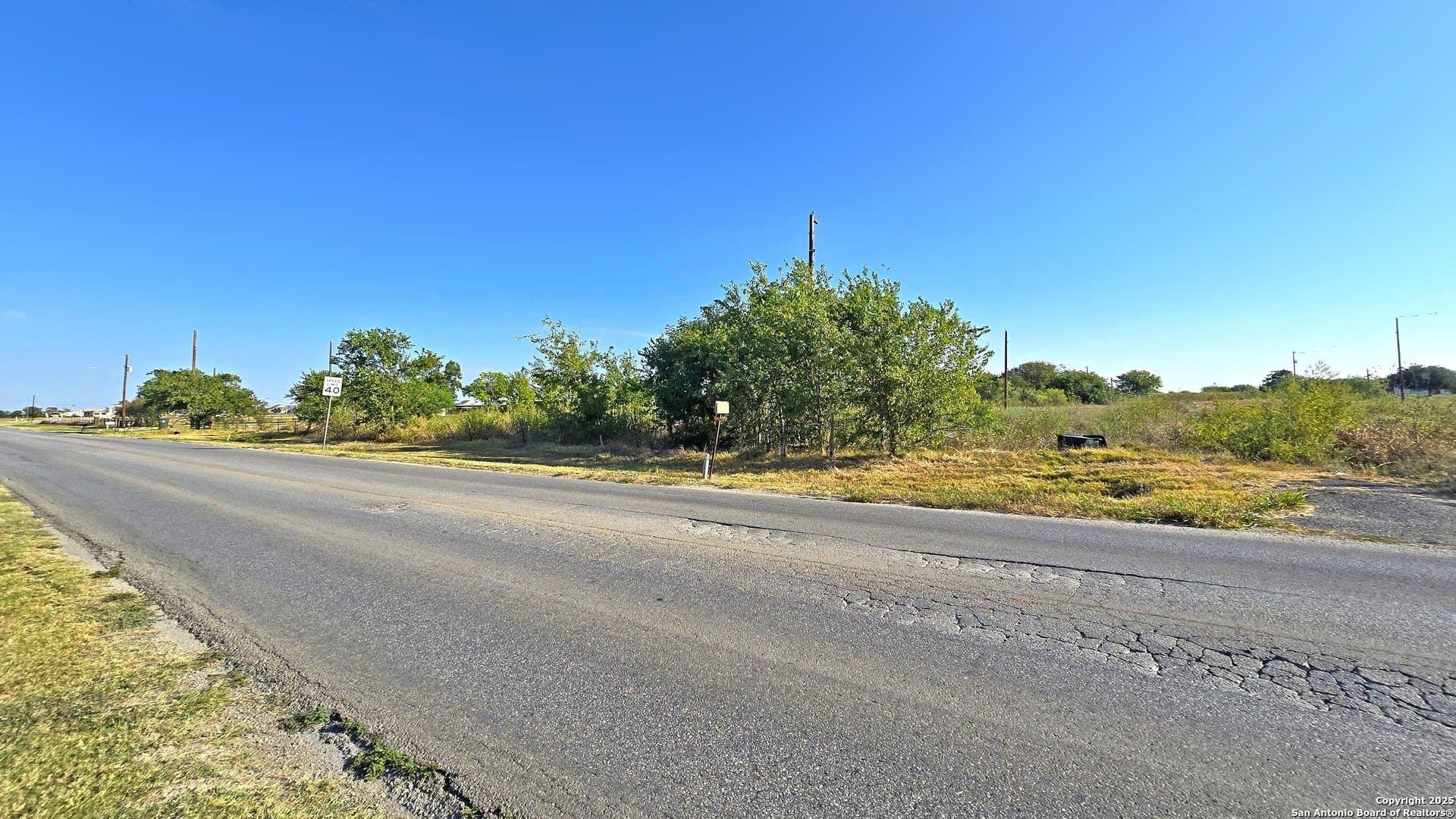 15.34 acres in Comal County - photo 6