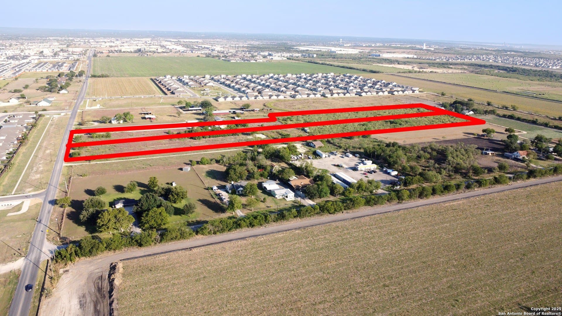 15.34 acres in Comal County - photo 2