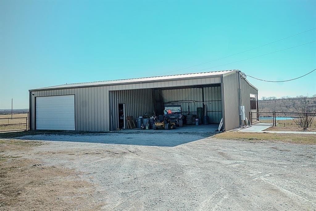 30.48 acres in Ellis County - photo 21