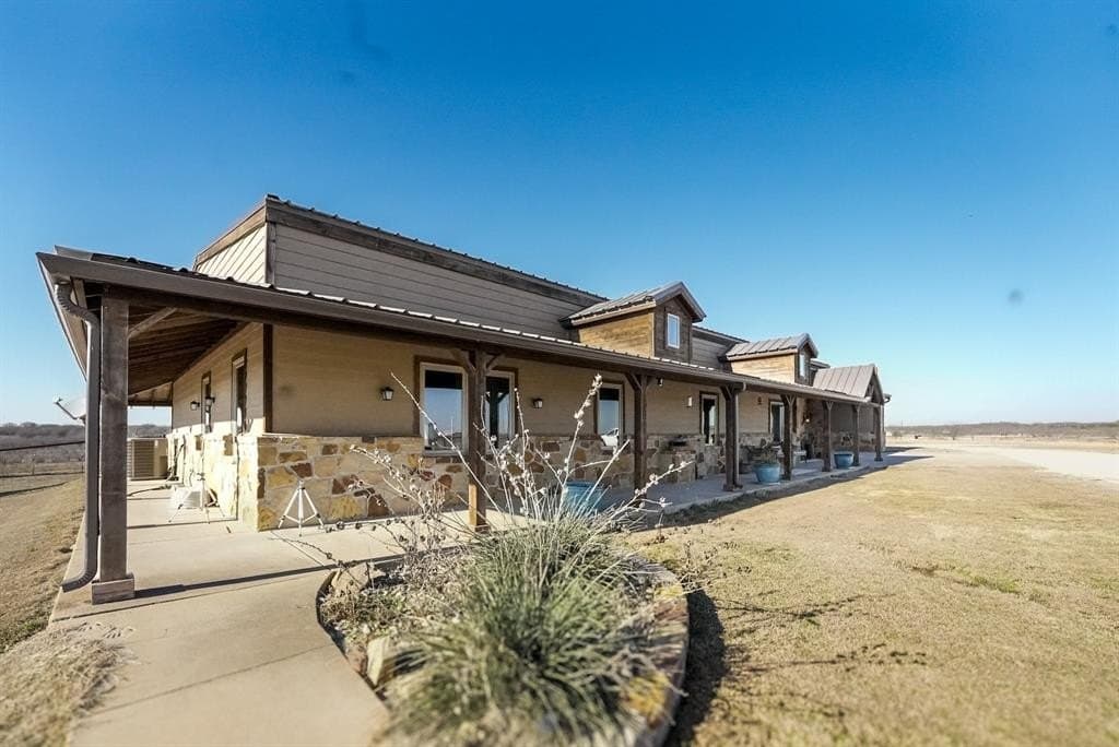 30.48 acres in Ellis County - photo 2