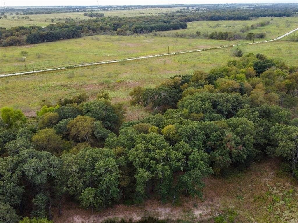 10.01 acres in Hill County - photo 5