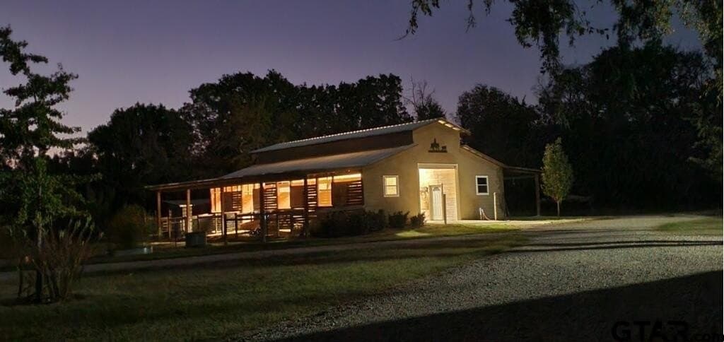 130 VZ Country Road 1815