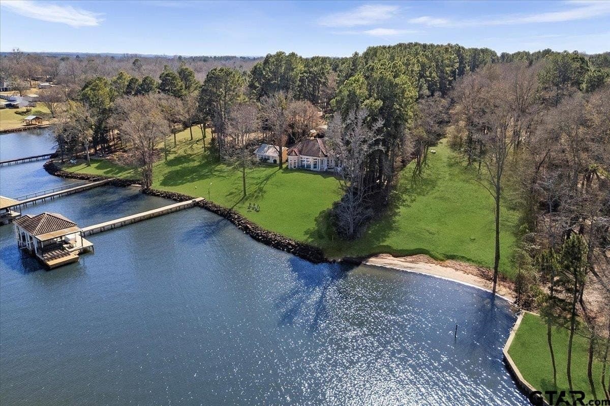 10.37 acres in Henderson County - photo 41